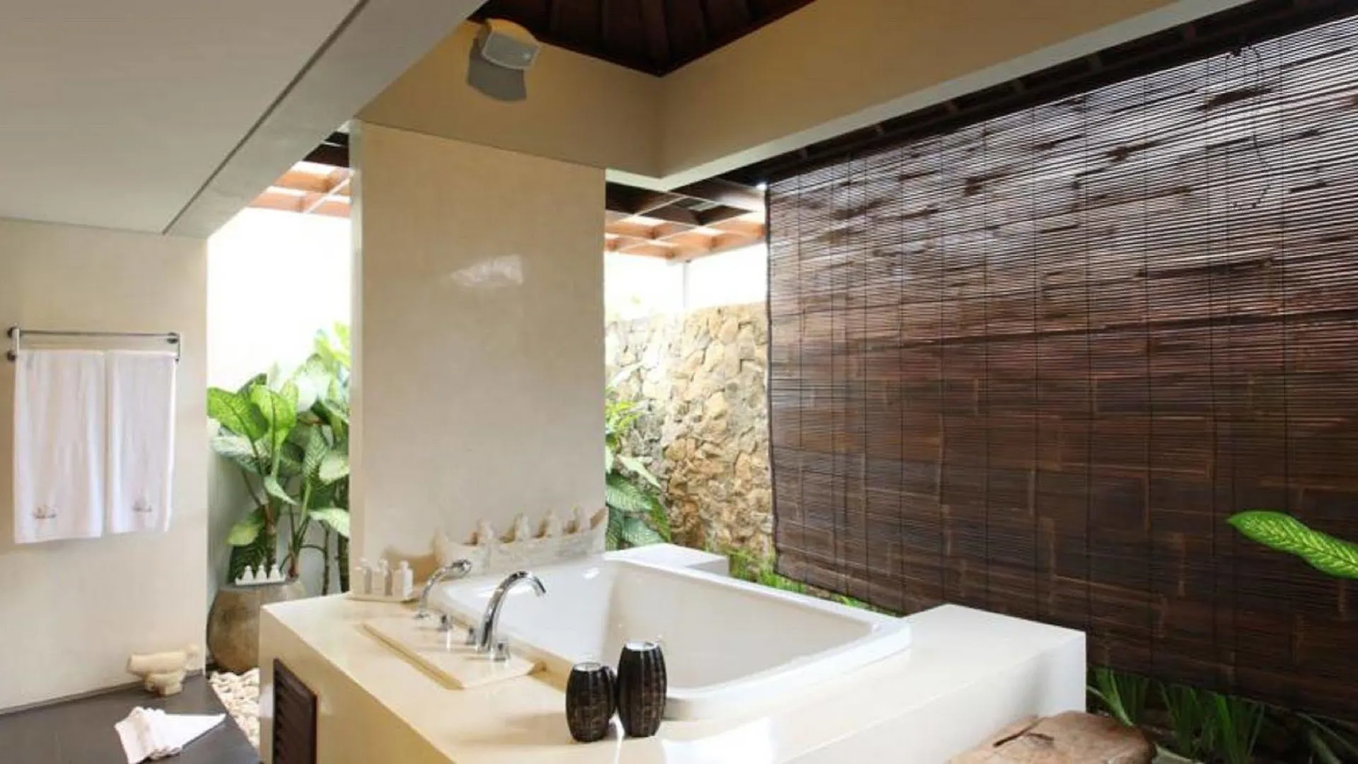 Casa Priya Ubud Villa